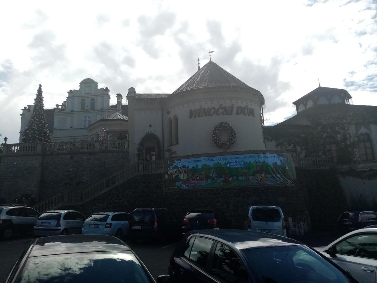 Vila Anton Karlovy Vary Luaran gambar